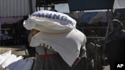 Des sac de nourriture de la UNRWA pour les Palestiniens, à Gaza, le 1er septembre 2018.