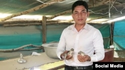 លោក​ នី ណាក់​ ក្នុង​រូបថត​​ផ្សាយ​តាម​​គណនី​​សង្គម​ហ្វេសប៊ុក​ផ្ទាល់​ខ្លួន​​​ឈ្មោះ​ IMan-KH កាល​ពី​ថ្ងៃ​ទី​៧ ខែ​ធ្នូ​ ឆ្នាំ​២០២0។ (បណ្តាញ​​សង្គម)