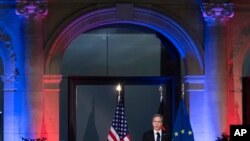 Госсекретарь Энтони Блинкен выступает в Берлине. 20 января 2022 г.