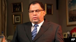 Danny Jordaan lors d'un entretien avec des journalistes d'Associated Press à Johannesburg, le 16 février 2010.