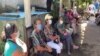 "Me agarra el coronavirus y me mata": preocupa lenta vacunación de ancianos 