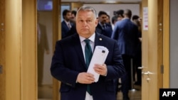 Прем’єр-міністр Віктор Орбан каже, що його уряд підтримує приєднання Швеції до альянсу, але відповідний законопроєкт не розглядається в парламенті з середини 2022 року.