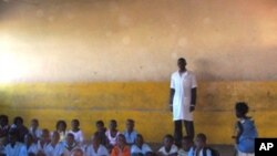 Moçambique: "tolerância zero" com abusos sexuais contra crianças