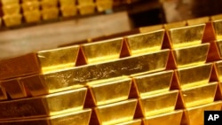 Des lingots d'or stockés dans les coffres du HSBC à Londres, le 16 novembre 2017