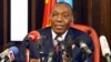 Raymond Tshibanda, ministre des Affaires étrangères de la RDC, parle au cours d'une conférence de presse à Kinshasa, 19 juillet 2012.