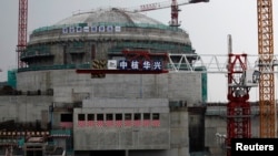 資料照片：廣東省台山核電廠的一個核反應爐正在興建中。 （2013年10月17日拍攝）