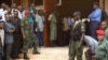 Sept soldats devant le tribunal militaire de Yaoundé