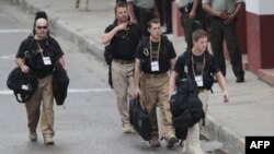 Перед приїздом Обами на 6-й саміт держав Американського континенту в Колумбії, до країни прибули агенти спецслужб США, які мали забезпечити безпеку президента. Одинадцять агентів зі складу групи влаштувати в готелі курортного міста Картахена, де проходив 