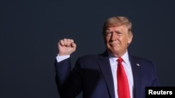 美國總統特朗普在內華達州的競選集會上。