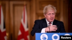 英國首相約翰遜星期六宣布採取新的疫情封閉措施(2020年12月19日）