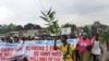 Une foule appelée par le CLC (comité de coordination laïc) pour protester contre la corruption dans la rue de Kinshasa, RDC, 21 octobre 2019. (Facebook / Licoco)