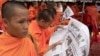 អ្នក​សង្កេតការណ៍​ថា​ប្រទេស​កំពុង​អភិវឌ្ឈ​ត្រូវ​ការ​ជំនួយ​គាំទ្រ​បណ្តាញ​ព័ត៌មាន