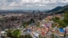 Colombia espera vacunación masiva, azota segundo pico de la pandemia