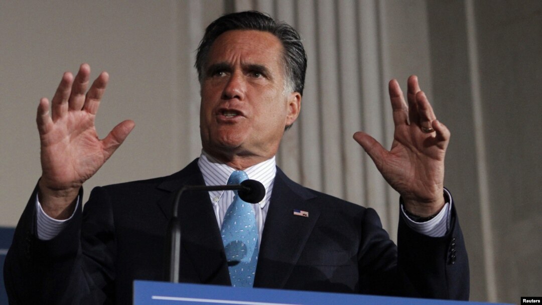Varios sondeos dan parejos a Romney y Obama en las intenciones de voto.