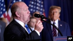 Ancien policier à New York, Tom Homan a également été impliqué dans la conception du projet 2025, visant à "sauver le pays de l'emprise de la gauche radicale".
