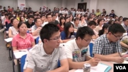 北京高校加強校園政治思想工作抵抗西方價值觀念影響(美國之音東方拍攝 資料照片)