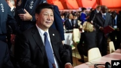 Xi Jinping le président chinois au Bourget pour la COP21