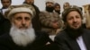 جماعت اسلامی کے سابق سینیٹر پروفیسر محمد ابراہیم (بائیں) اور جمیعت علمائے اسلام (س) کے رہنما سید محمد یوسف شاہ
