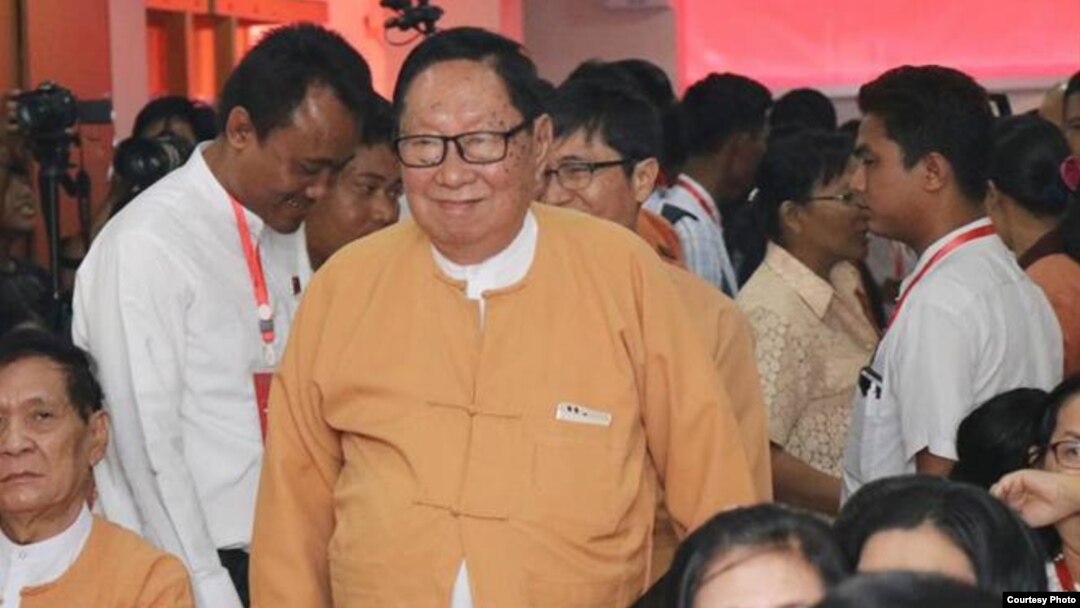 အမျိုးသားဒီမိုကရေစီအဖွဲ့ချုပ် (NLD) ပါတီ ဗဟိုကော်မတီဝင် ဦးဉာဏ်ဝင်း။ (မှတ်တမ်းဓာတ်ပုံ)