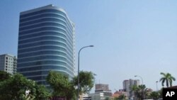 Grupo de jovens manifesta-se em Luanda