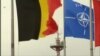 НАТО та Росія посилюють війська на спільному кордоні