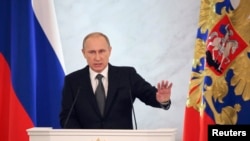 Путін виголошує щорічну промову про стан держави