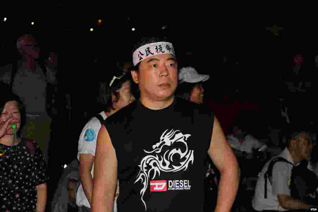 和平佔中運動舉行啟動佔中運動公民抗命集會(美國之音海彥拍攝)